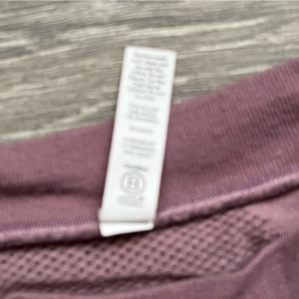 Athleta Mauve Purple Long Sleeve Fitted Tight Bodycon Yoga Workout Top Size M - Picture 4 of 7